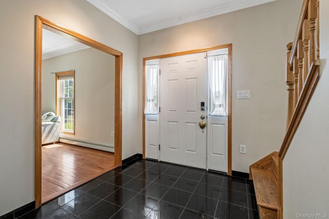 733 Lattintown Road, Milton, NY 12547