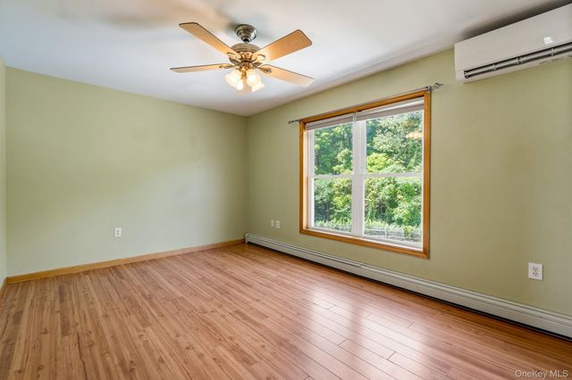 733 Lattintown Road, Milton, NY 12547