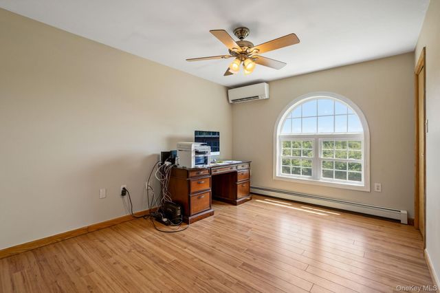 733 Lattintown Road, Milton, NY 12547