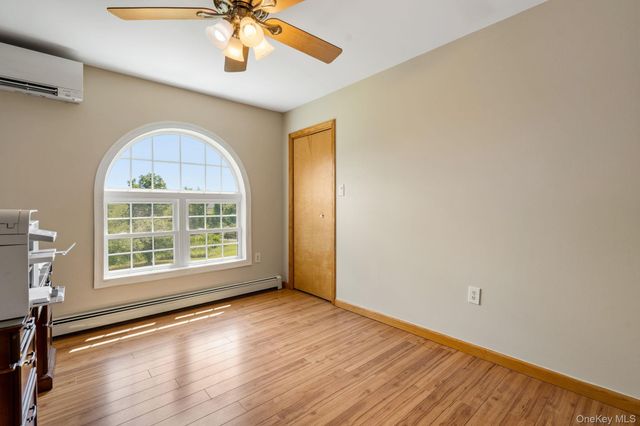 733 Lattintown Road, Milton, NY 12547