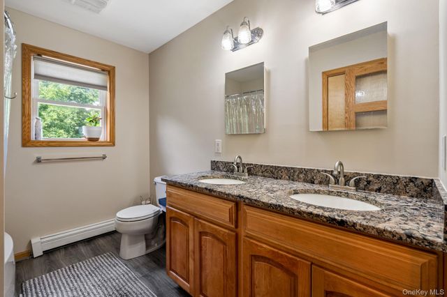 733 Lattintown Road, Milton, NY 12547
