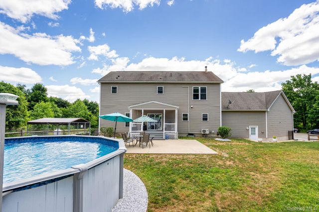 733 Lattintown Road, Milton, NY 12547