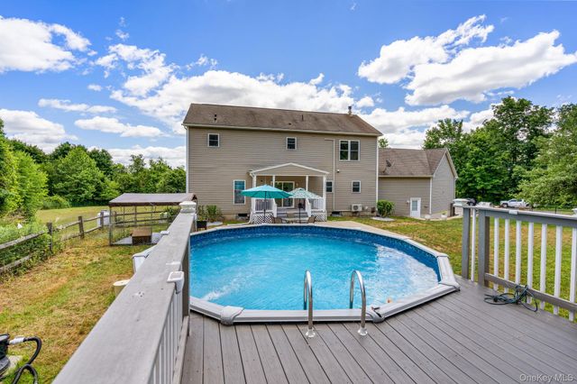 733 Lattintown Road, Milton, NY 12547