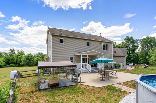 733 Lattintown Road, Milton, NY 12547