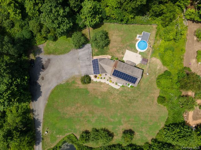 733 Lattintown Road, Milton, NY 12547