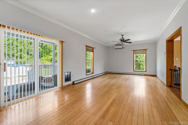 733 Lattintown Road, Milton, NY 12547