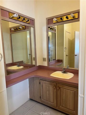 16707 Garfield Avenue 2008, Paramount, CA 90723