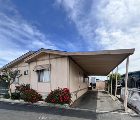 16707 Garfield Avenue 2008, Paramount, CA 90723