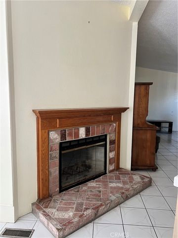 16707 Garfield Avenue 2008, Paramount, CA 90723