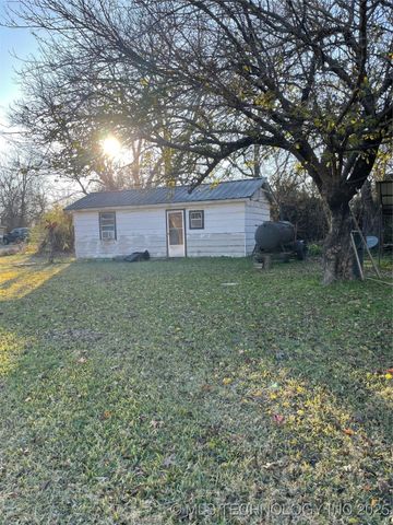 1223 Grand Avenue, Durant, OK 74701