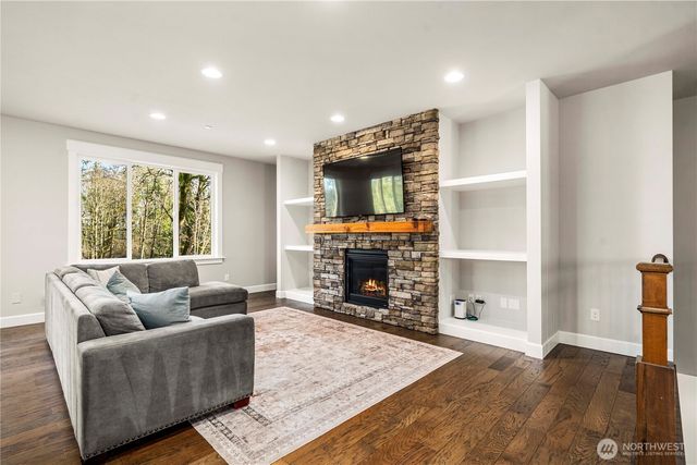 23832 141st Lane SE, Kent, WA 98042