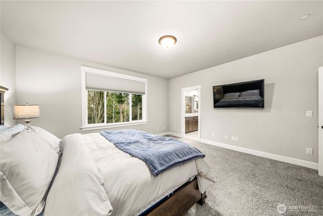 23832 141st Lane SE, Kent, WA 98042