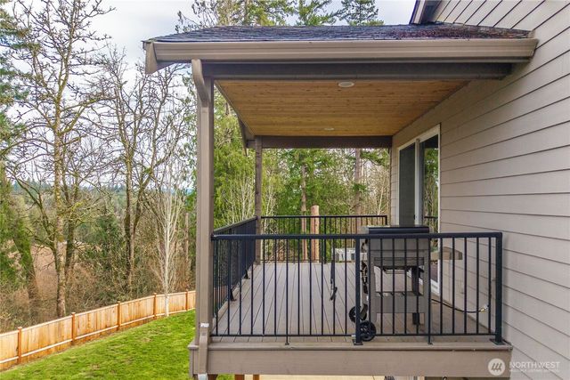 23832 141st Lane SE, Kent, WA 98042