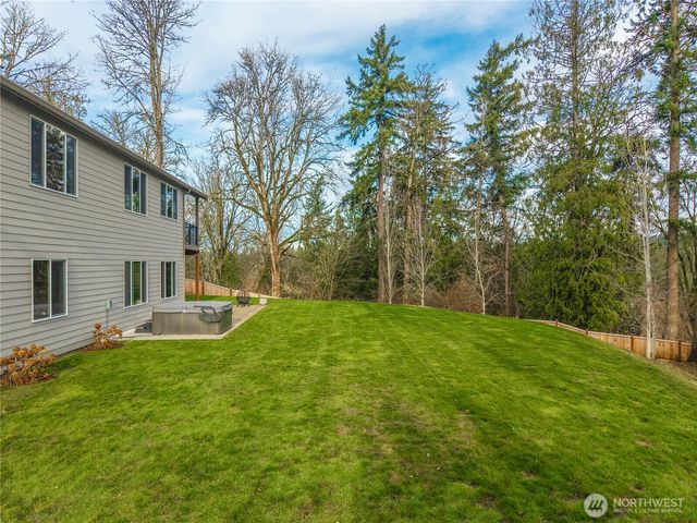 23832 141st Lane SE, Kent, WA 98042