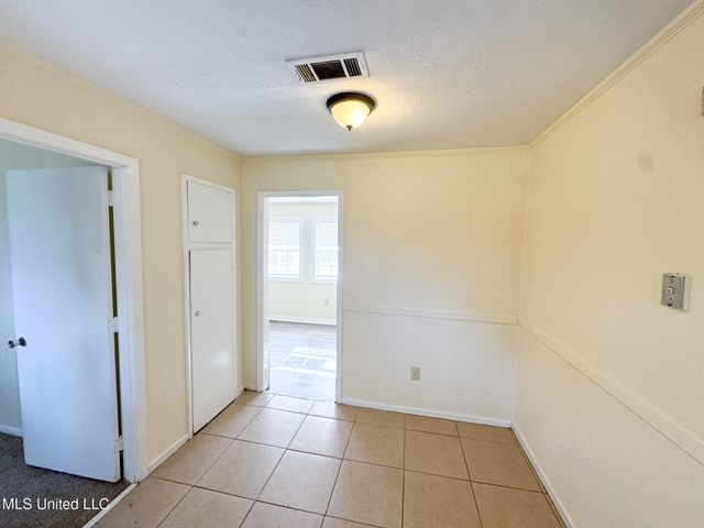 1326 Cadillac Drive, Jackson, MS 39213