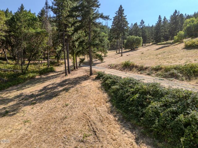 3591 S Stage Road Lot 12, Medford, OR 97501