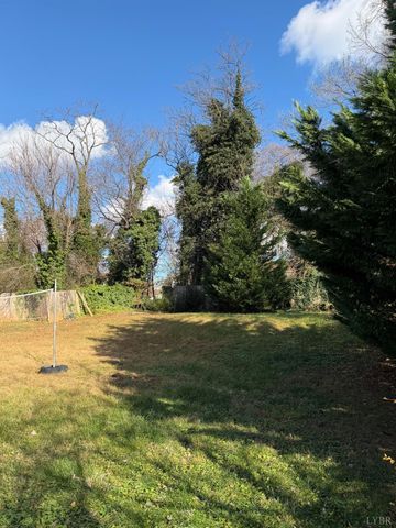 1204 Moseley Drive, Lynchburg, VA 24502