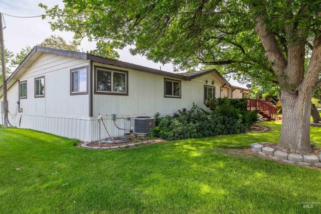 236 N 200 W, Jerome, ID 83338