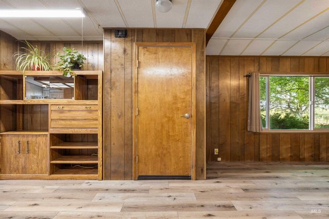 236 N 200 W, Jerome, ID 83338