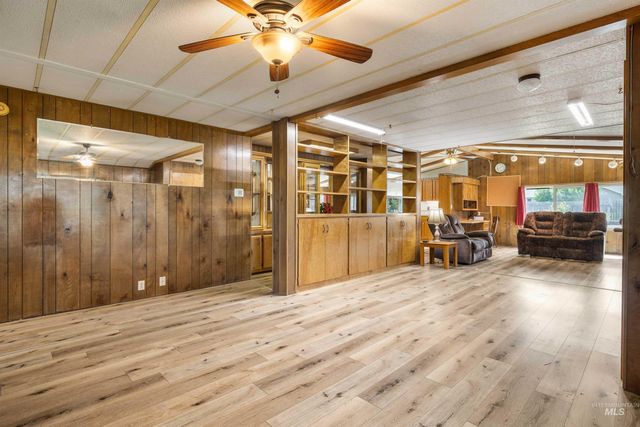 236 N 200 W, Jerome, ID 83338