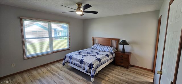 118 Gleneagle Drive, Elyria, OH 44035