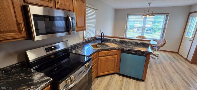 118 Gleneagle Drive, Elyria, OH 44035