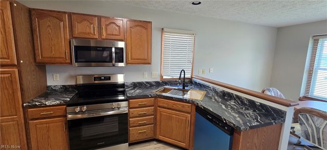 118 Gleneagle Drive, Elyria, OH 44035