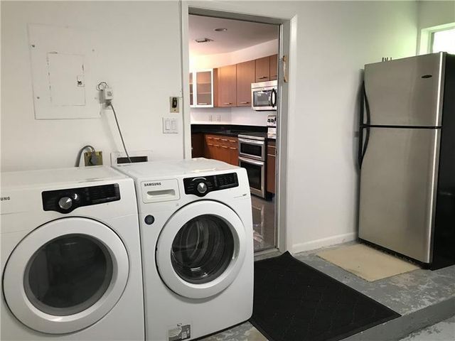 101 SE 15th Avenue E, Fort Lauderdale, FL 33301