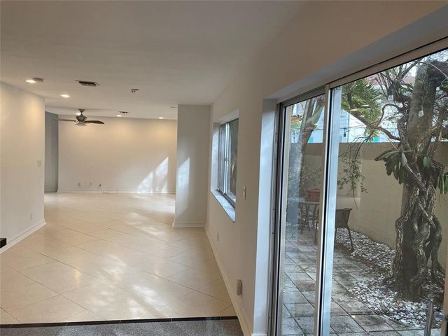 101 SE 15th Avenue E, Fort Lauderdale, FL 33301