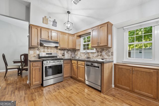 500 Sheringham Court, Roswell, GA 30076