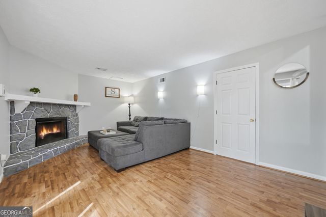 500 Sheringham Court, Roswell, GA 30076