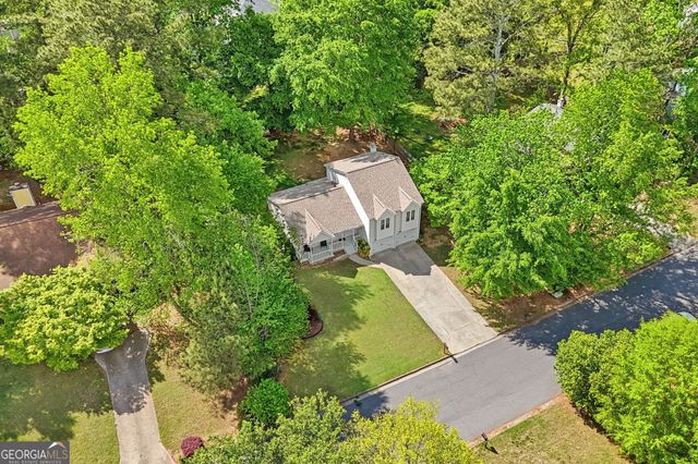 500 Sheringham Court, Roswell, GA 30076