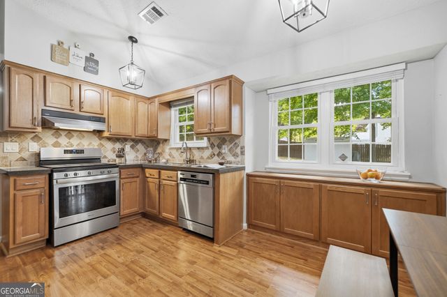 500 Sheringham Court, Roswell, GA 30076