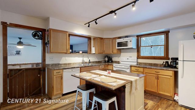 1620 S Fordney Road, Richland Twp, MI 48626