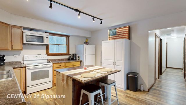 1620 S Fordney Road, Richland Twp, MI 48626