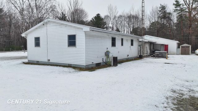 1620 S Fordney Road, Richland Twp, MI 48626