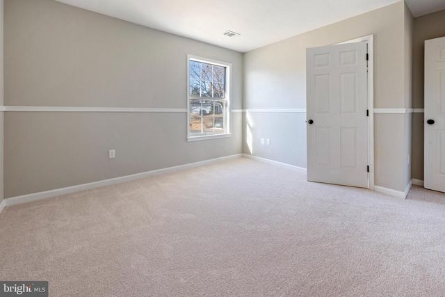 15689 PIKE TRL, Dumfries, VA 22025