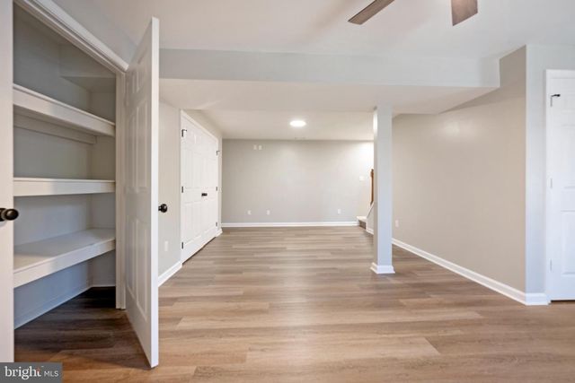 15689 PIKE TRL, Dumfries, VA 22025