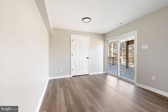 15689 PIKE TRL, Dumfries, VA 22025