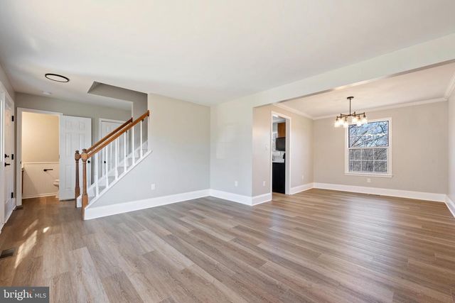 15689 PIKE TRL, Dumfries, VA 22025