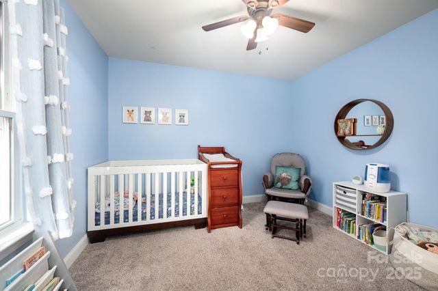 21 Moss Pink Place, Asheville, NC 28806