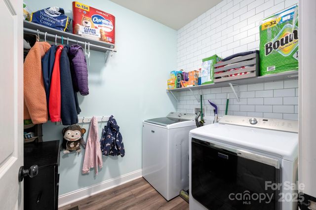 21 Moss Pink Place, Asheville, NC 28806