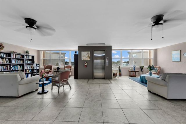 3100 HARBOR BOULEVARD 203, Port Charlotte, FL 33952