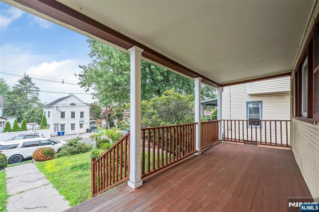 35 Park Avenue, Dumont, NJ 07628