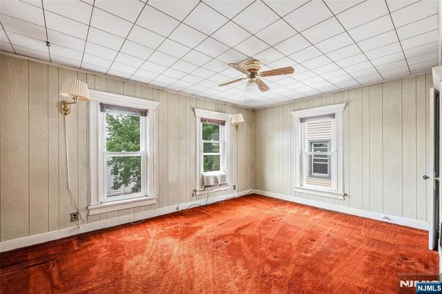 35 Park Avenue, Dumont, NJ 07628