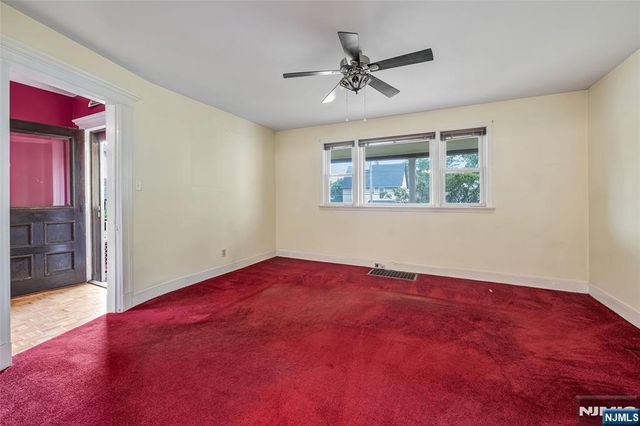 35 Park Avenue, Dumont, NJ 07628