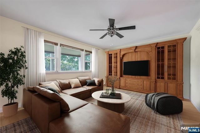 35 Park Avenue, Dumont, NJ 07628