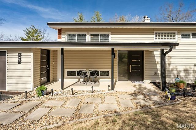 702 Culloden Road, St Louis, MO 63122