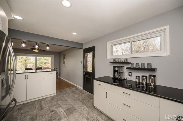 702 Culloden Road, St Louis, MO 63122