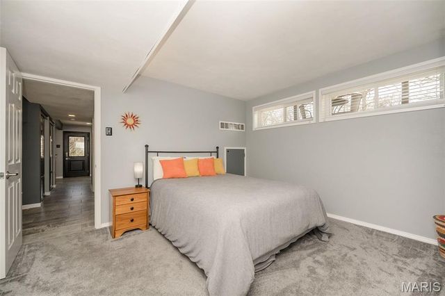 702 Culloden Road, St Louis, MO 63122